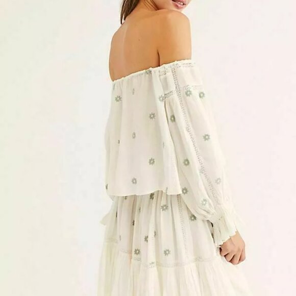 Free people Giving Kind Off Shoulder Embroidered Top Size XS‎ - Picture 3 of 8